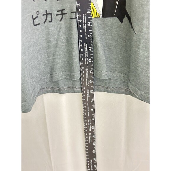 Pokemon Pikachu Action Mens Small Gray T-shirt NWT - Picture 4 of 8